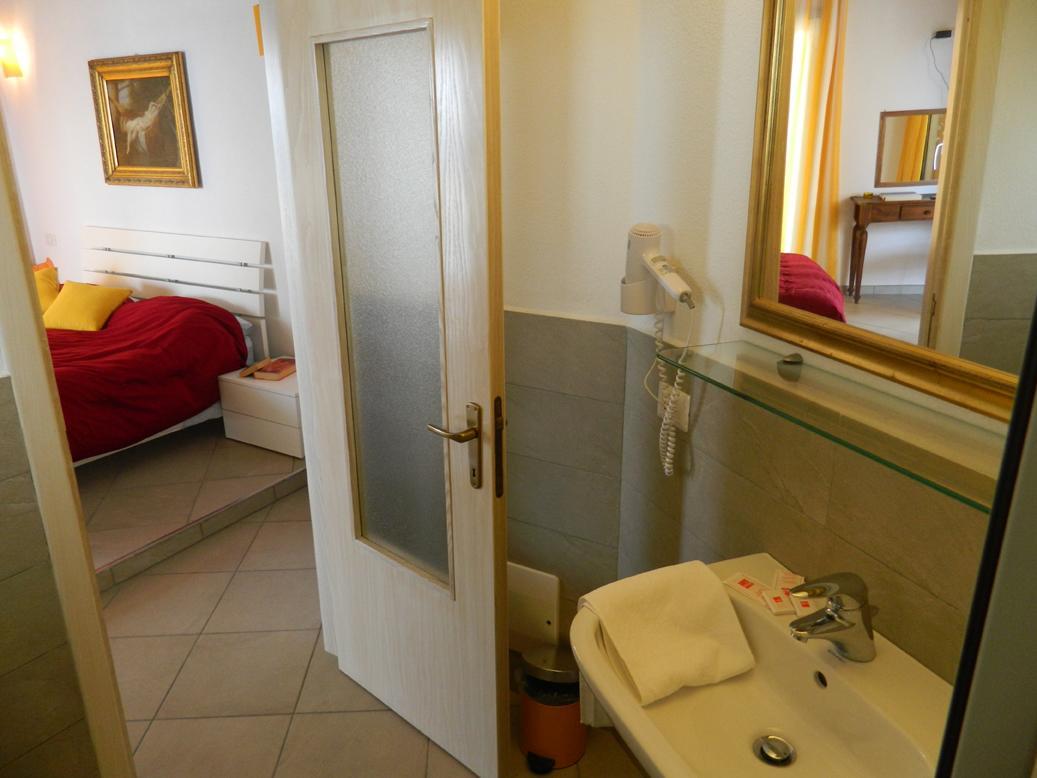 Chez Coco' Hotell La Maddalena  Eksteriør bilde